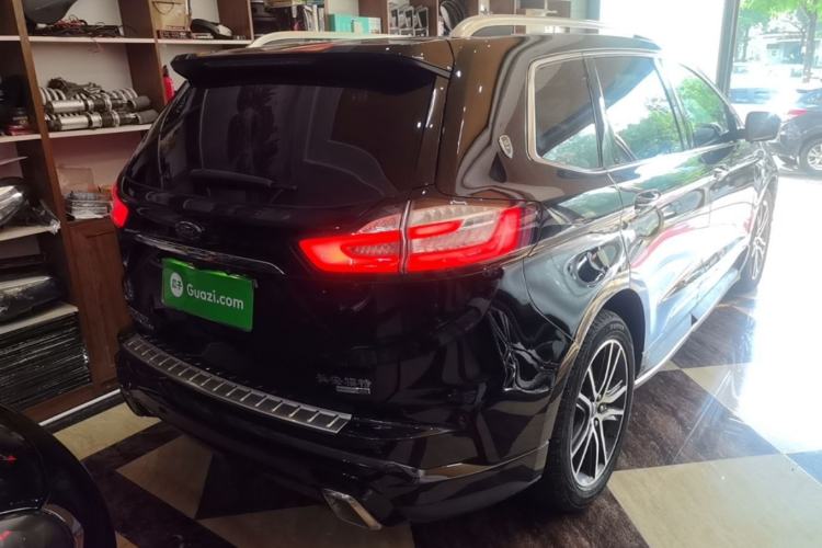 Used Ford Edge 2020 EcoBoost 245 Two-Wheel Drive Titanium 7-Seater Rear Right 45 Deg