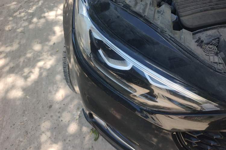 Used Ford Edge 2020 EcoBoost 245 4x4 ST-Line 7-Seater Right Front Headlight