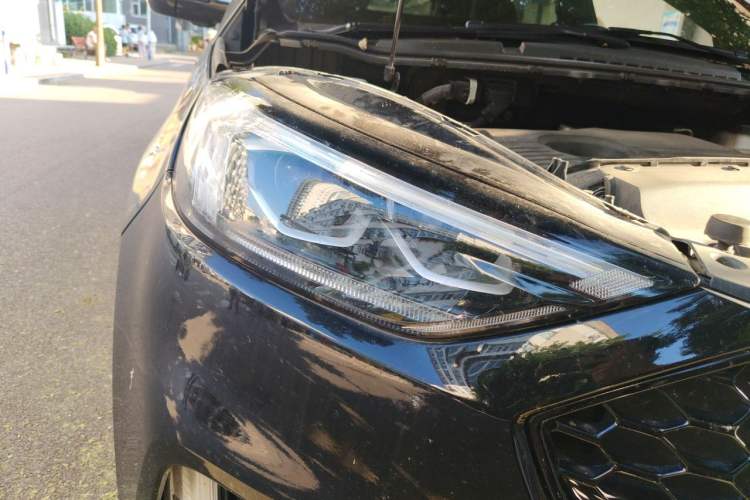Used Ford Edge 2020 EcoBoost 245 4x4 ST-Line 7-Seater Right Front Headlight