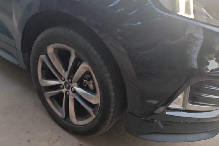 Used Ford Edge 2020 EcoBoost 245 4x4 ST-Line 7-Seater Right Front Wheel Hub
