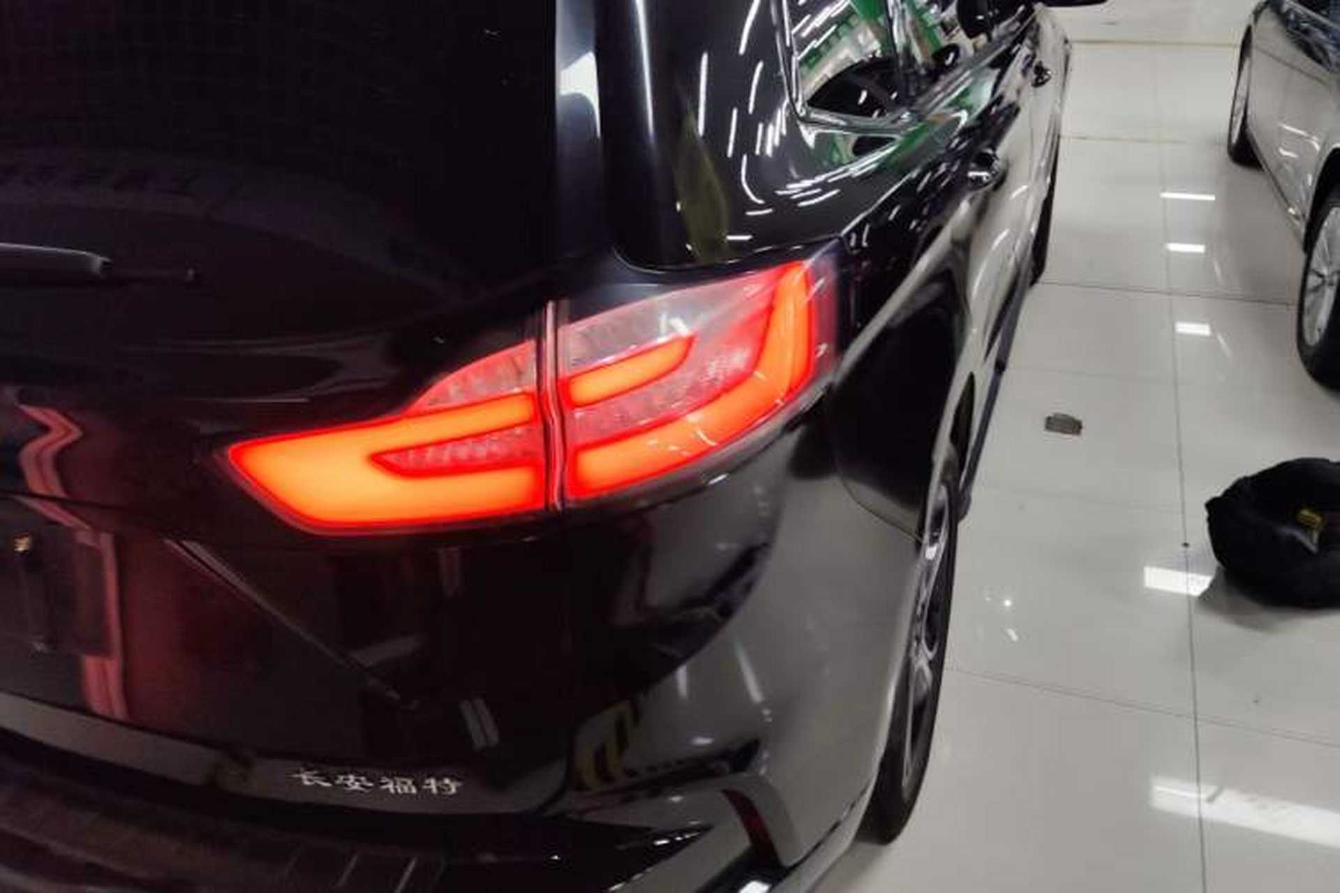 Used Ford Edge 2020 EcoBoost 245 2WD ST-Line 5-seater Right Rear Taillight