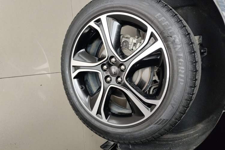 Used Ford Edge 2020 EcoBoost 245 2WD ST-Line 5-seater Right Rear Wheel Hub