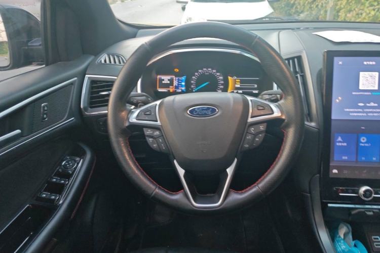Used Ford Edge 2020 EcoBoost 245 4x4 ST-Line 7-Seater Steering Wheel