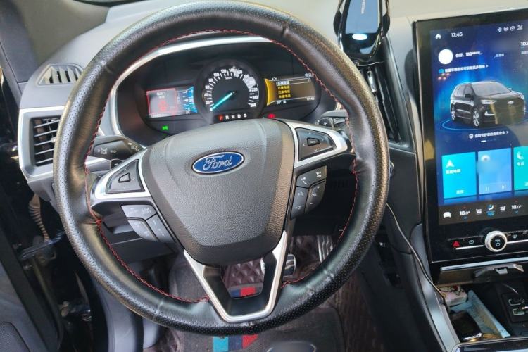 Used Ford Edge 2020 EcoBoost 245 4x4 ST-Line 7-Seater Steering Wheel