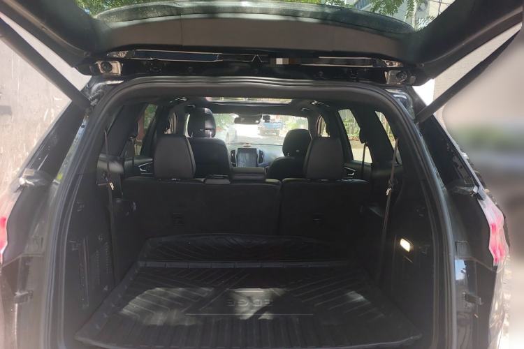Used Ford Edge 2020 EcoBoost 245 4x4 ST-Line 7-Seater Trunk