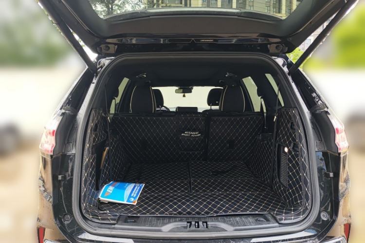 Used Ford Edge 2020 EcoBoost 245 4x4 ST-Line 7-Seater Trunk