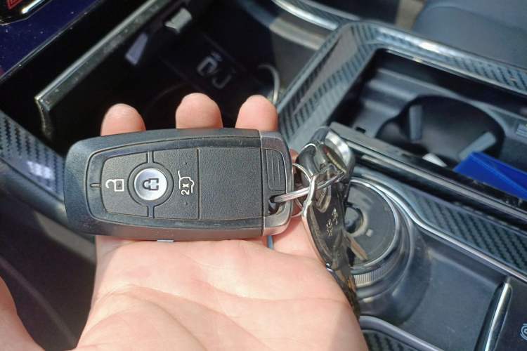 Used Ford Edge 2020 EcoBoost 245 4x4 ST-Line 7-Seater Vehicle Key