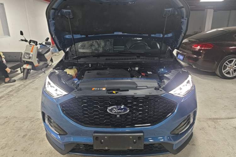 Used Ford Edge 2020 EcoBoost 245 4x4 ST-Line 7-Seater Engine Bay
