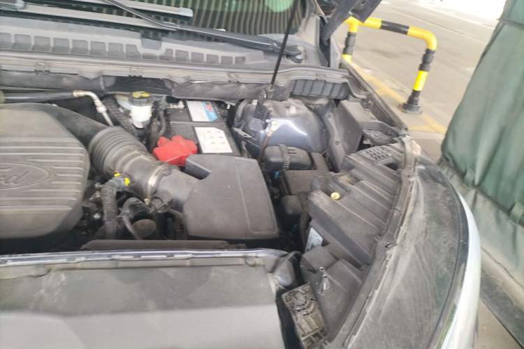 Used Ford Edge 2020 EcoBoost 245 Two-Wheel Drive Titanium 7-Seater Engine Bay Left