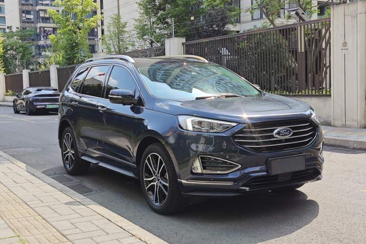 Used Ford Edge 2020 EcoBoost 245 Two-Wheel Drive Titanium 7-Seater Exterior 2