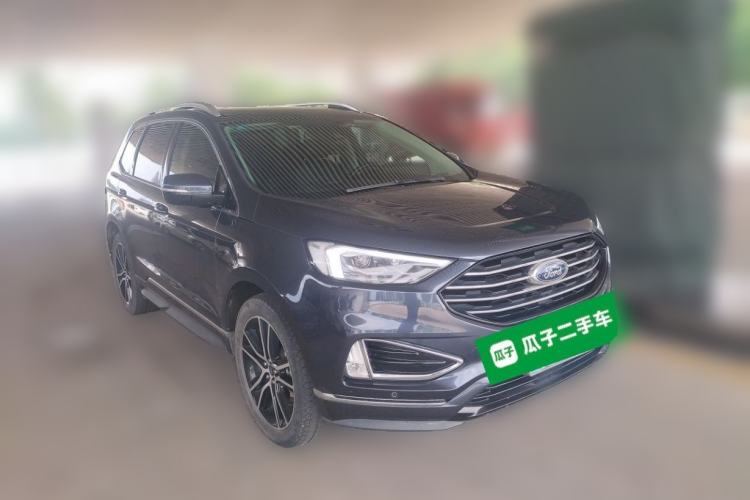 Used Ford Edge 2020 EcoBoost 245 Two-Wheel Drive Titanium 7-Seater Front Right 45 Deg
