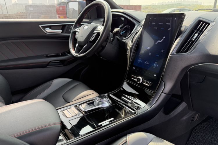 Used Ford Edge 2020 EcoBoost 245 2WD ST-Line 5-seater Interior 1