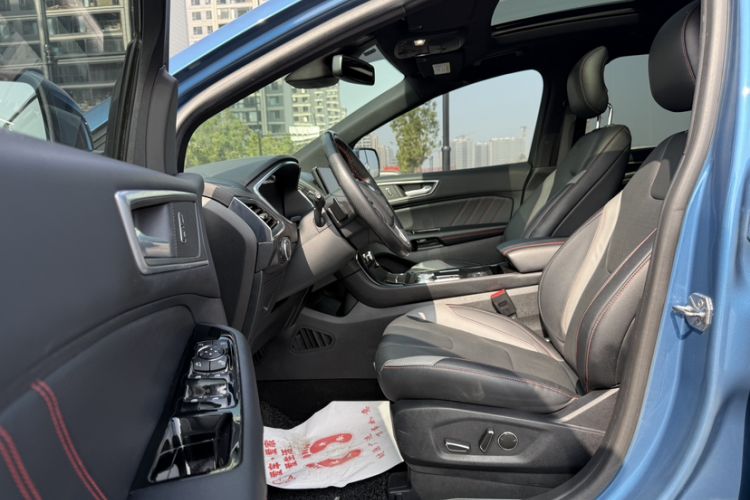 Used Ford Edge 2020 EcoBoost 245 2WD ST-Line 5-seater Interior 12