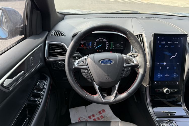 Used Ford Edge 2020 EcoBoost 245 2WD ST-Line 5-seater Interior 13