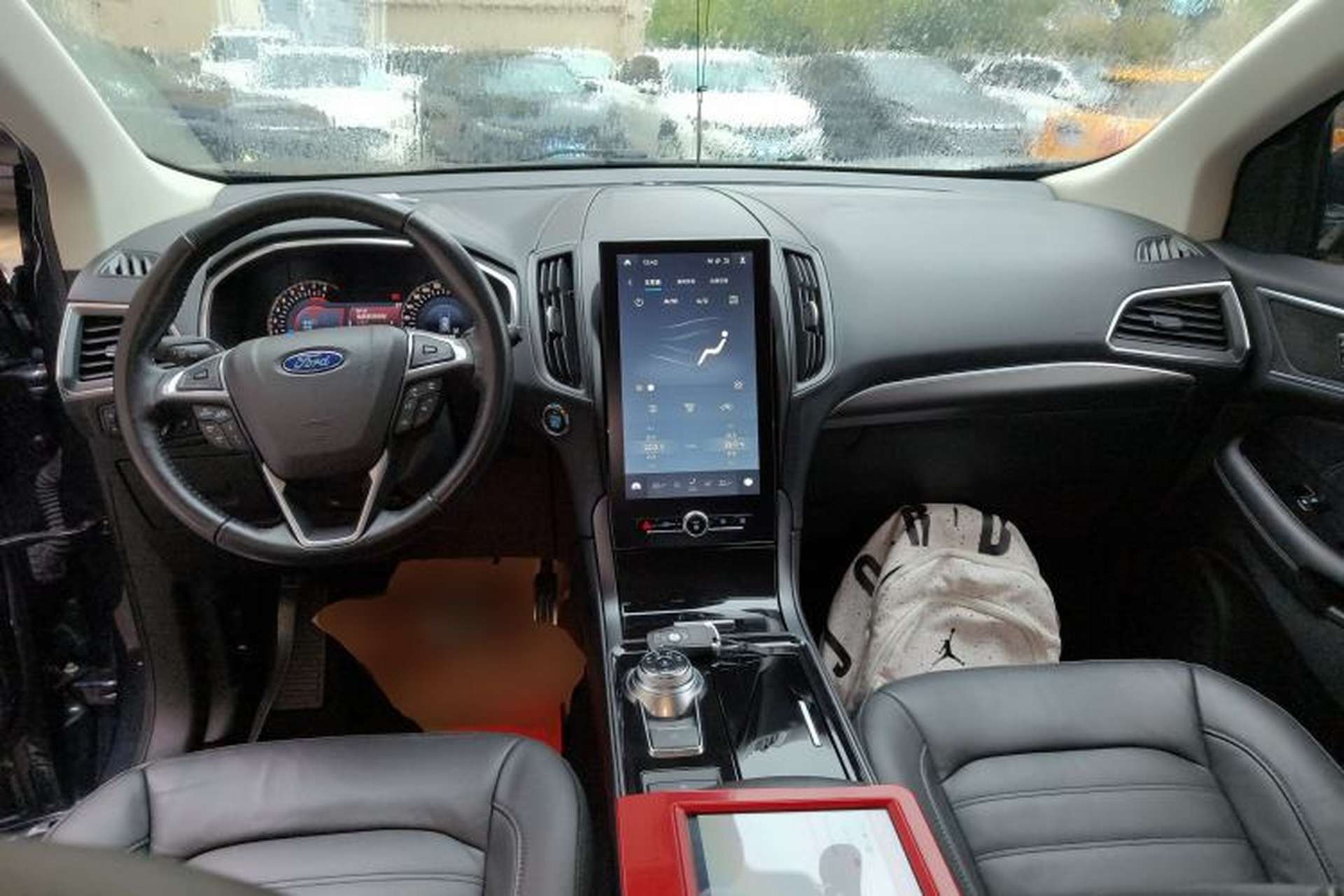 Used Ford Edge 2020 EcoBoost 245 Two-Wheel Drive Titanium 7-Seater Interior 2