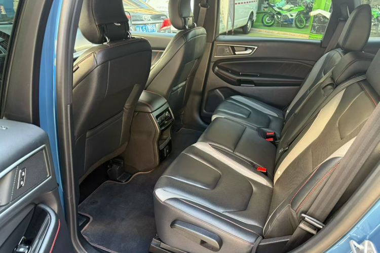 Used Ford Edge 2020 EcoBoost 245 2WD ST-Line 5-seater Interior 3