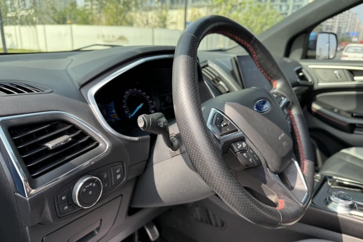 Used Ford Edge 2020 EcoBoost 245 2WD ST-Line 5-seater Interior 3