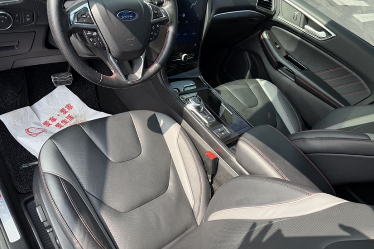 Used Ford Edge 2020 EcoBoost 245 2WD ST-Line 5-seater Interior 6