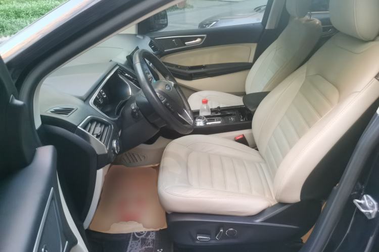 Used Ford Edge 2020 EcoBoost 245 Two-Wheel Drive Titanium 7-Seater Left Front Seat