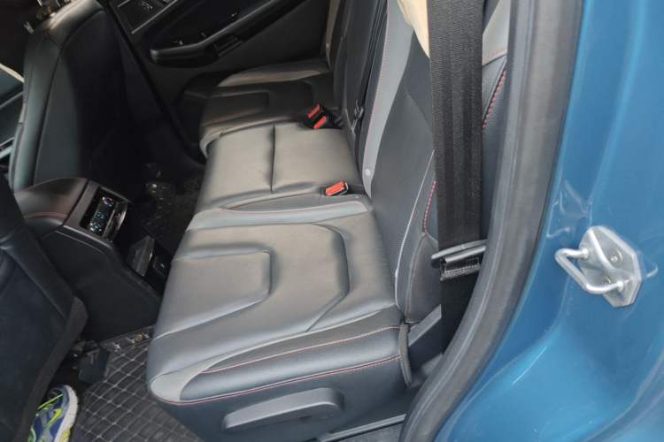 Used Ford Edge 2020 EcoBoost 245 4x4 ST-Line 7-Seater Left Rear Seat