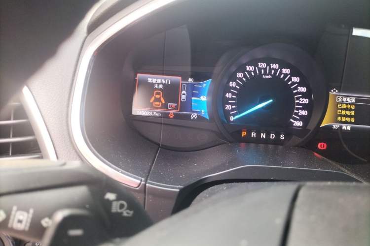 Used Ford Edge 2020 EcoBoost 245 4x4 ST-Line 7-Seater Odometer Close Up