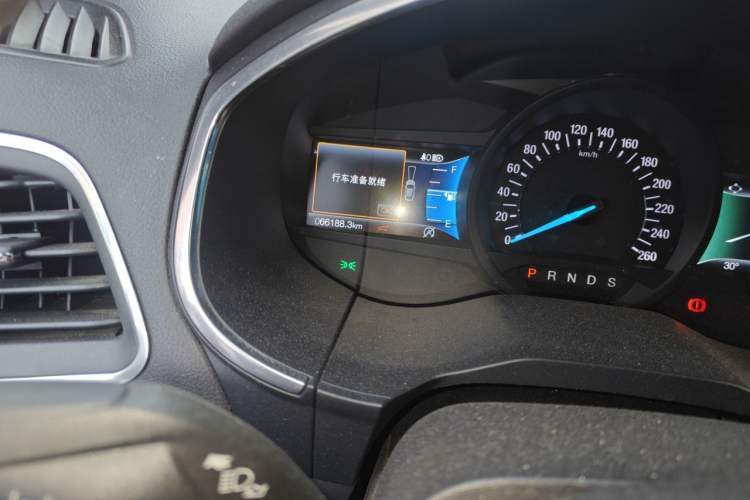 Used Ford Edge 2020 EcoBoost 245 4x4 ST-Line 7-Seater Odometer Close Up