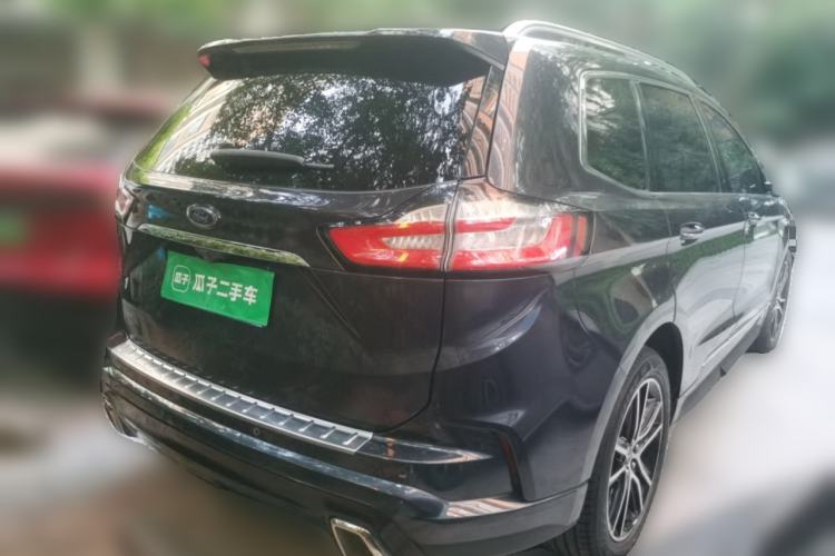 Used Ford Edge 2020 EcoBoost 245 Two-Wheel Drive Titanium 7-Seater Rear Right 45 Deg