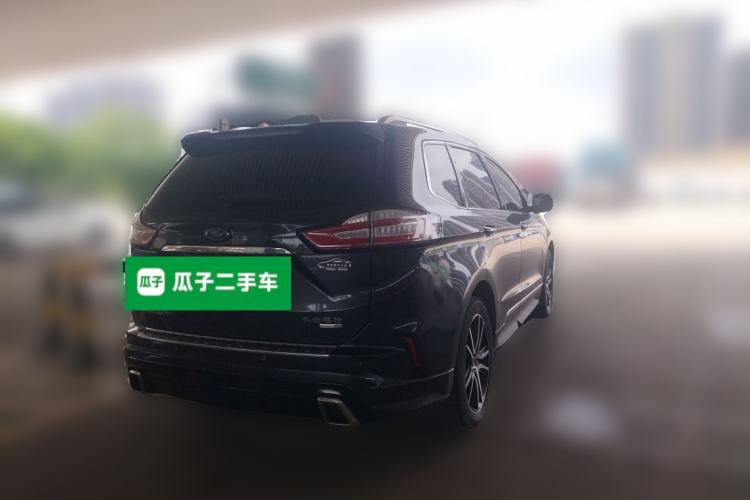 Used Ford Edge 2020 EcoBoost 245 Two-Wheel Drive Titanium 7-Seater Rear Right 45 Deg