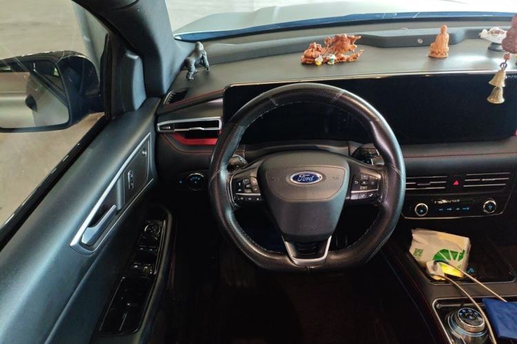 Used Ford Edge 2020 EcoBoost 245 4x4 ST-Line 7-Seater Steering Wheel