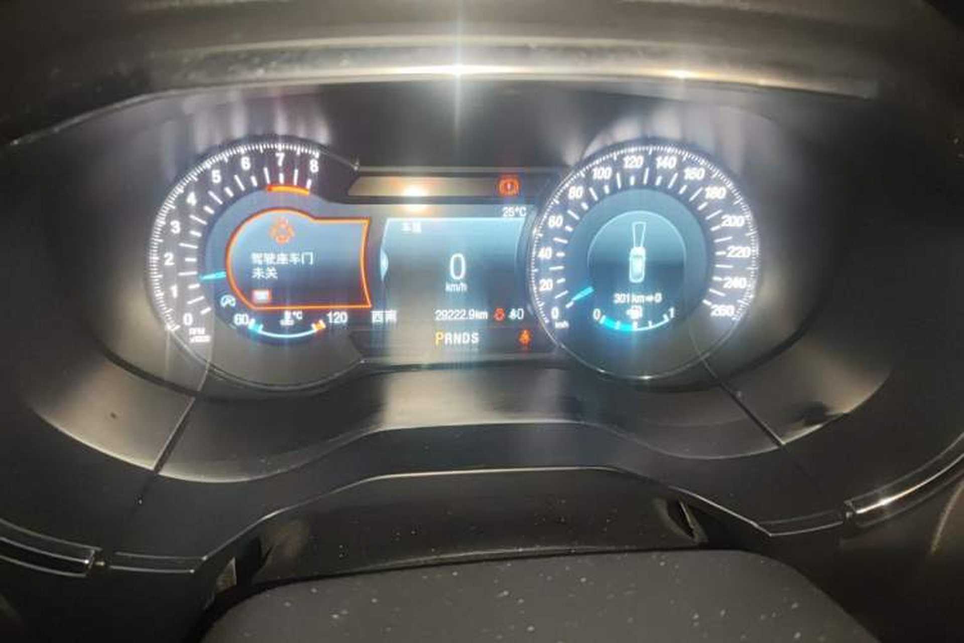 Used Ford Edge 2020 EcoBoost 245 Two-Wheel Drive Titanium 7-Seater Instrument Cluster