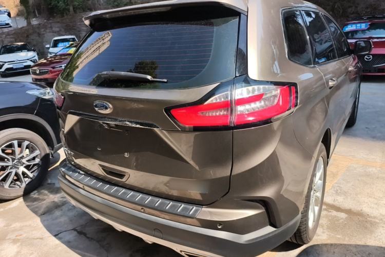 Used Ford Edge 2020 EcoBoost 245 Two-Wheel-Drive Platinum Edition 5 Seats Rear Right 45 Deg