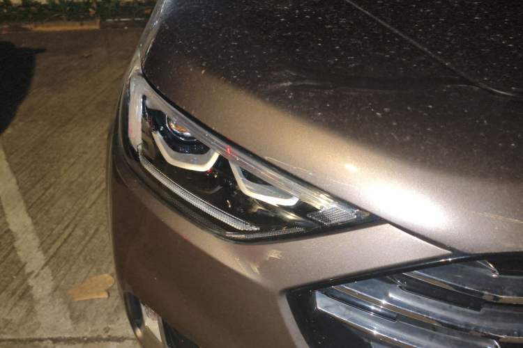 Used Ford Edge 2020 EcoBoost 245 Two-Wheel Drive Titanium 7-Seater Right Front Headlight