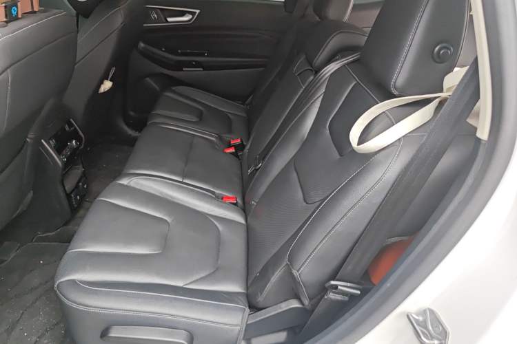 Used Ford Edge 2020 EcoBoost 245 Four-Wheel Drive Titanium Plus 7-Seater Left Rear Seat