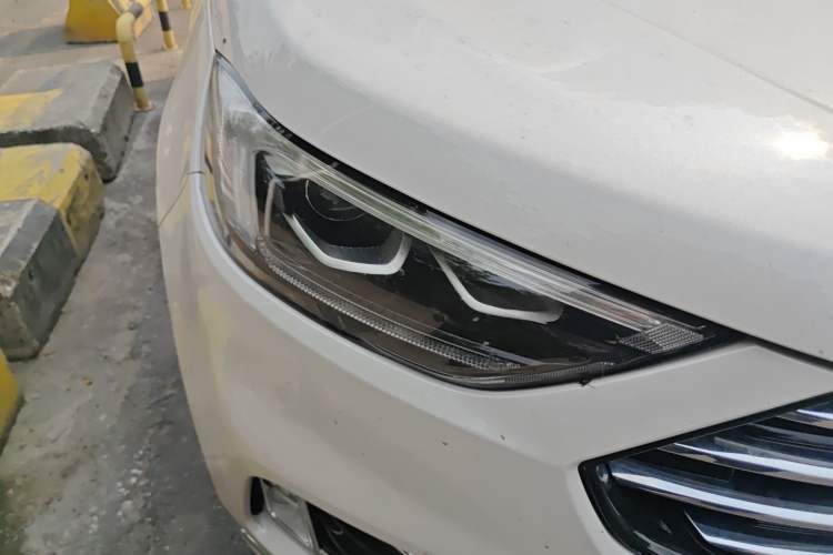 Used Ford Edge 2020 EcoBoost 245 Four-Wheel Drive Titanium Plus 7-Seater Right Front Headlight