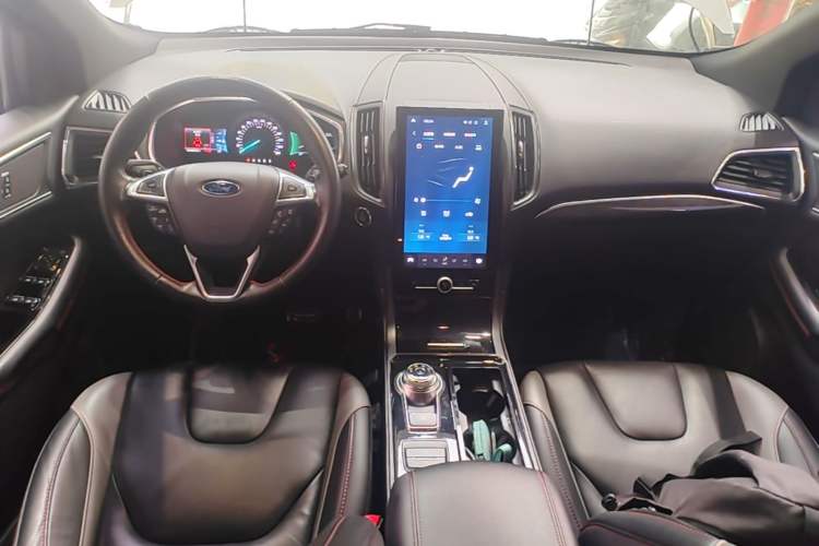 Used Ford Edge 2020 EcoBoost 245 2WD ST-Line 5-seater Center Console