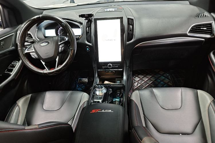 Used Ford Edge 2020 EcoBoost 245 4x4 ST-Line 7-Seater Center Console