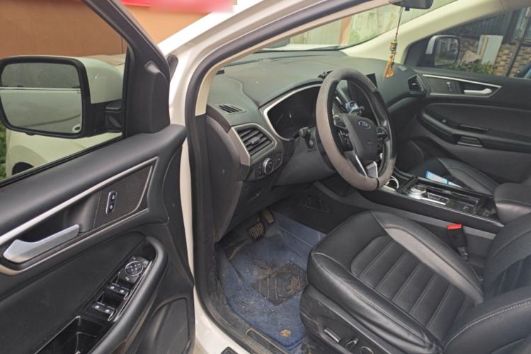 Used Ford Edge 2020 EcoBoost 245 Two-Wheel-Drive Platinum Edition 5 Seats Driver Seat