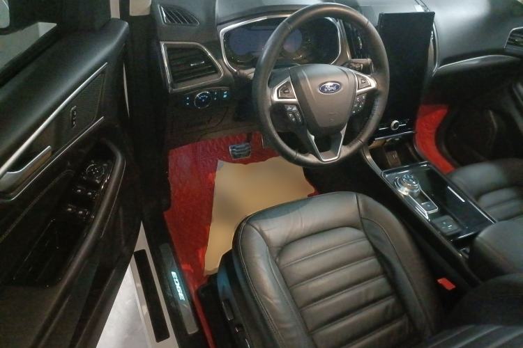 Used Ford Edge 2020 EcoBoost 245 Two-Wheel Drive Titanium 7-Seater Driver Seat