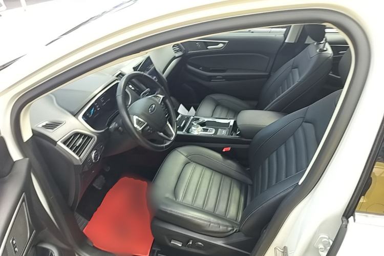 Used Ford Edge 2020 EcoBoost 245 Two-Wheel-Drive Platinum Edition 5 Seats Driver Seat