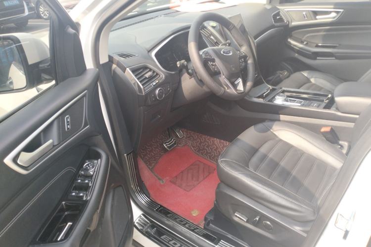 Used Ford Edge 2020 EcoBoost 245 Two-Wheel Drive Titanium 7-Seater Driver Seat
