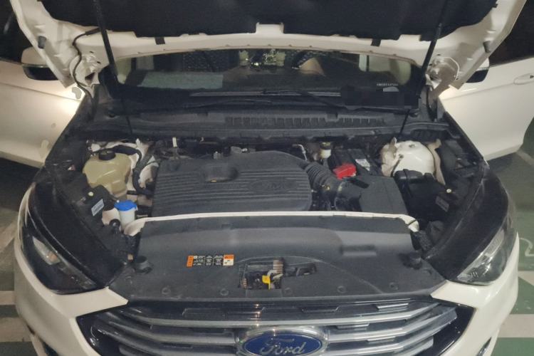 Used Ford Edge 2020 EcoBoost 245 Two-Wheel-Drive Platinum Edition 7-Seater Engine Bay