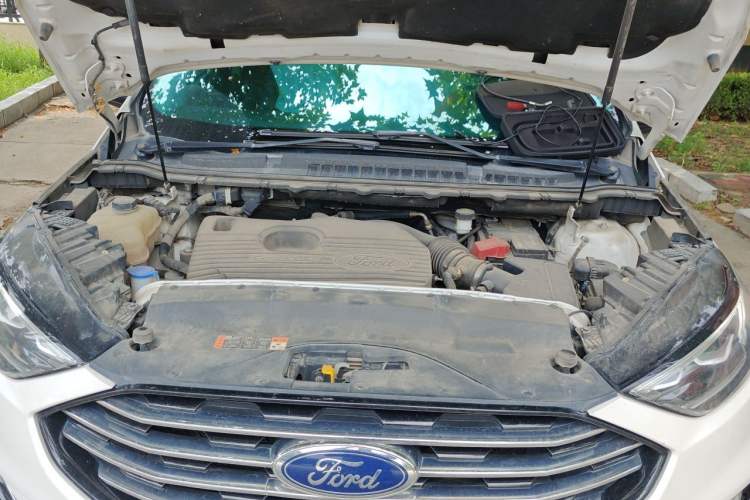 Used Ford Edge 2020 EcoBoost 245 Two-Wheel Drive Titanium 7-Seater Engine Bay