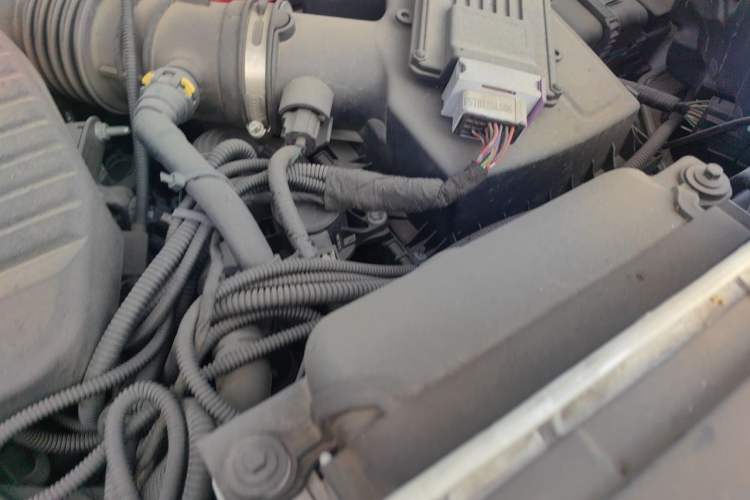 Used Ford Edge 2020 EcoBoost 245 Two-Wheel Drive Titanium 7-Seater Engine Bay Left