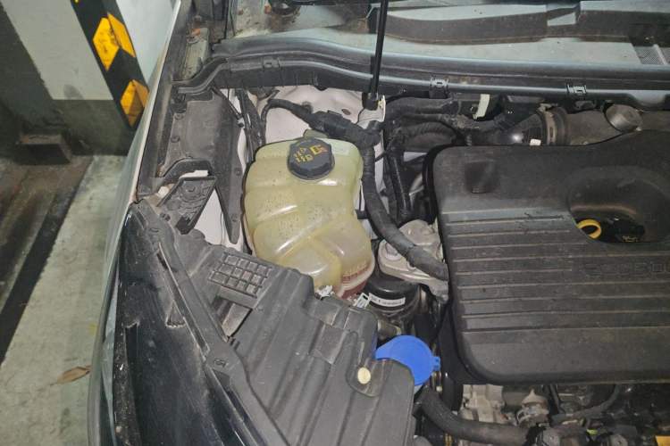 Used Ford Edge 2020 EcoBoost 245 4x4 ST-Line 7-Seater Engine Bay Right