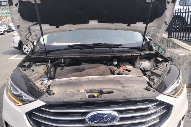 Used Ford Edge 2020 EcoBoost 245 Two-Wheel Drive Titanium 7-Seater Engine Bay