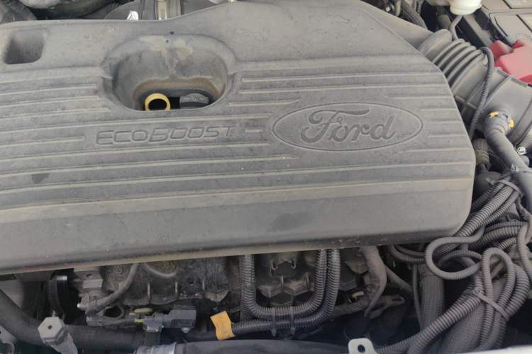 Used Ford Edge 2020 EcoBoost 245 Two-Wheel Drive Titanium 7-Seater Engine Bay