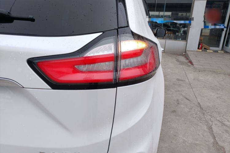 Used Ford Edge 2020 EcoBoost 245 Two-Wheel Drive Titanium 7-Seater Exterior 3