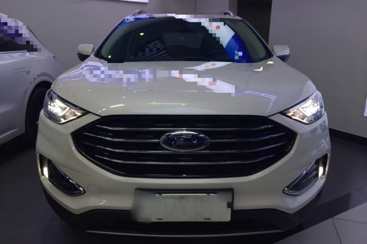 Used Ford Edge 2020 EcoBoost 245 Two-Wheel-Drive Platinum Edition 7-Seater Front