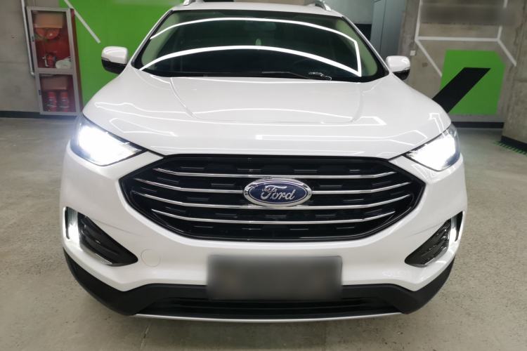 Used Ford Edge 2020 EcoBoost 245 Two-Wheel-Drive Titanium 5-Seater Front