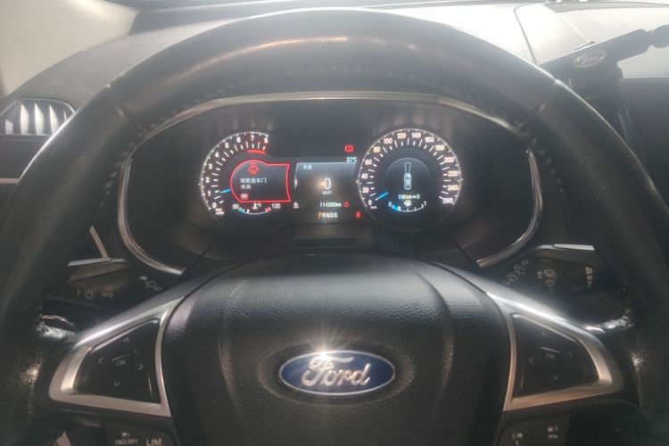 Used Ford Edge 2020 EcoBoost 245 Two-Wheel Drive Titanium 7-Seater Instrument Cluster